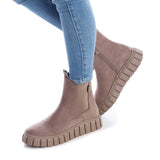 Stivaletto Chelsea con zip taupe