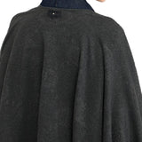 Poncho con logo e frange grigio