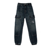 Jeans jogger con tasconi in denim scuro