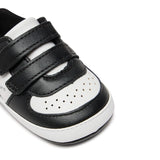 Sneakers neonato con chiusura a velcro con logo nero/bianco