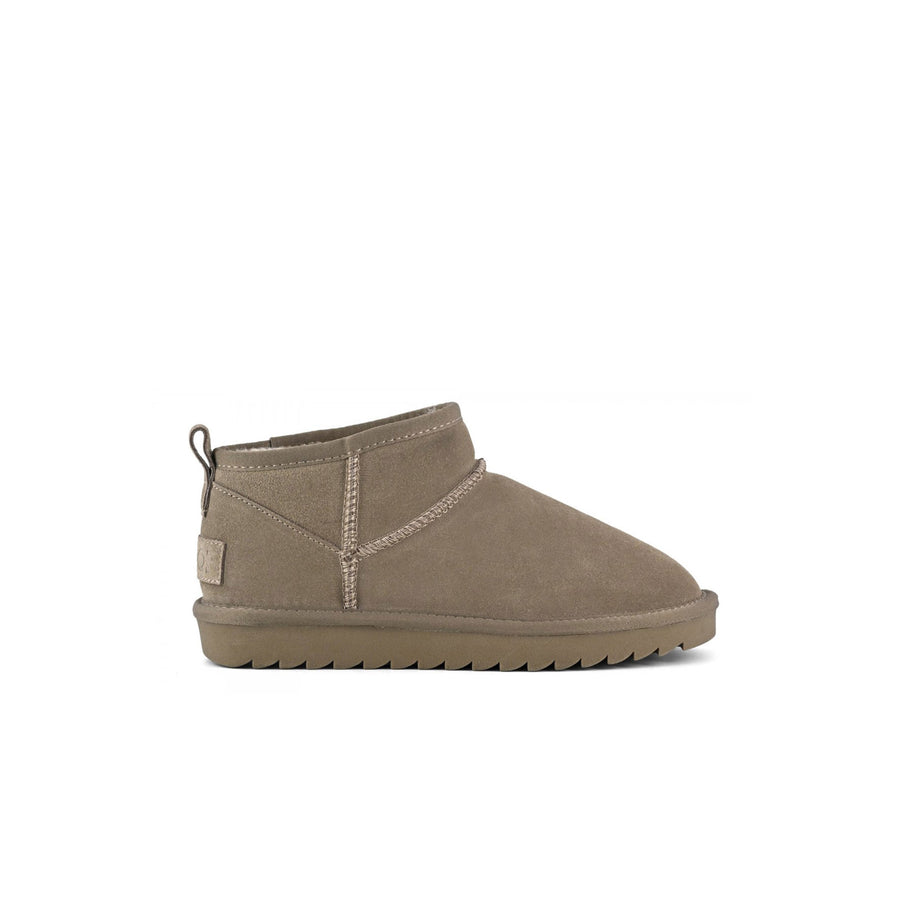 Stivaletto suede con fodera in lana taupe