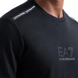 T-shirt manica corta e logo tape sulle spalle nero