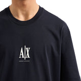 T-shirt con logo ricamato sul petto blu