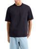 t-shirt-con-logo-ricamato-sulla-manica-blu