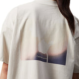 T-shirt oversize con grafica sul retro panna