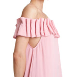 Abito lungo off sholder con volant rosa