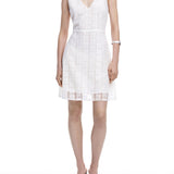 Abito budapest in pizzo con scollo a V bianco