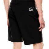 Shorts chino in tessuto tecnico nero