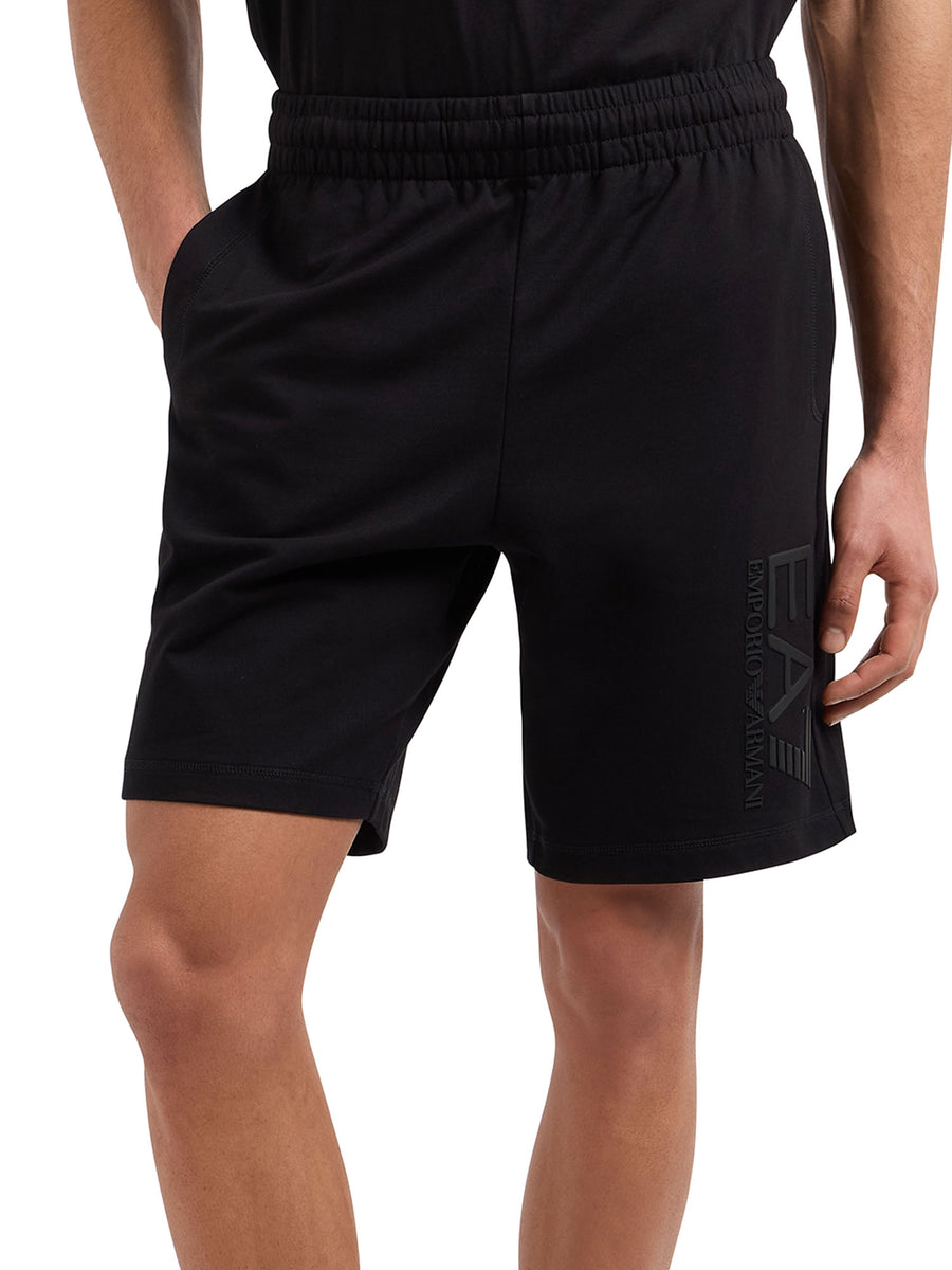 Shorts logo sul fondo a rilievo nero