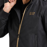 Giubbino con zip e logo a contrasto in nylon nero/oro