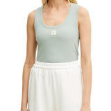 Top a costine con logo patch salvia