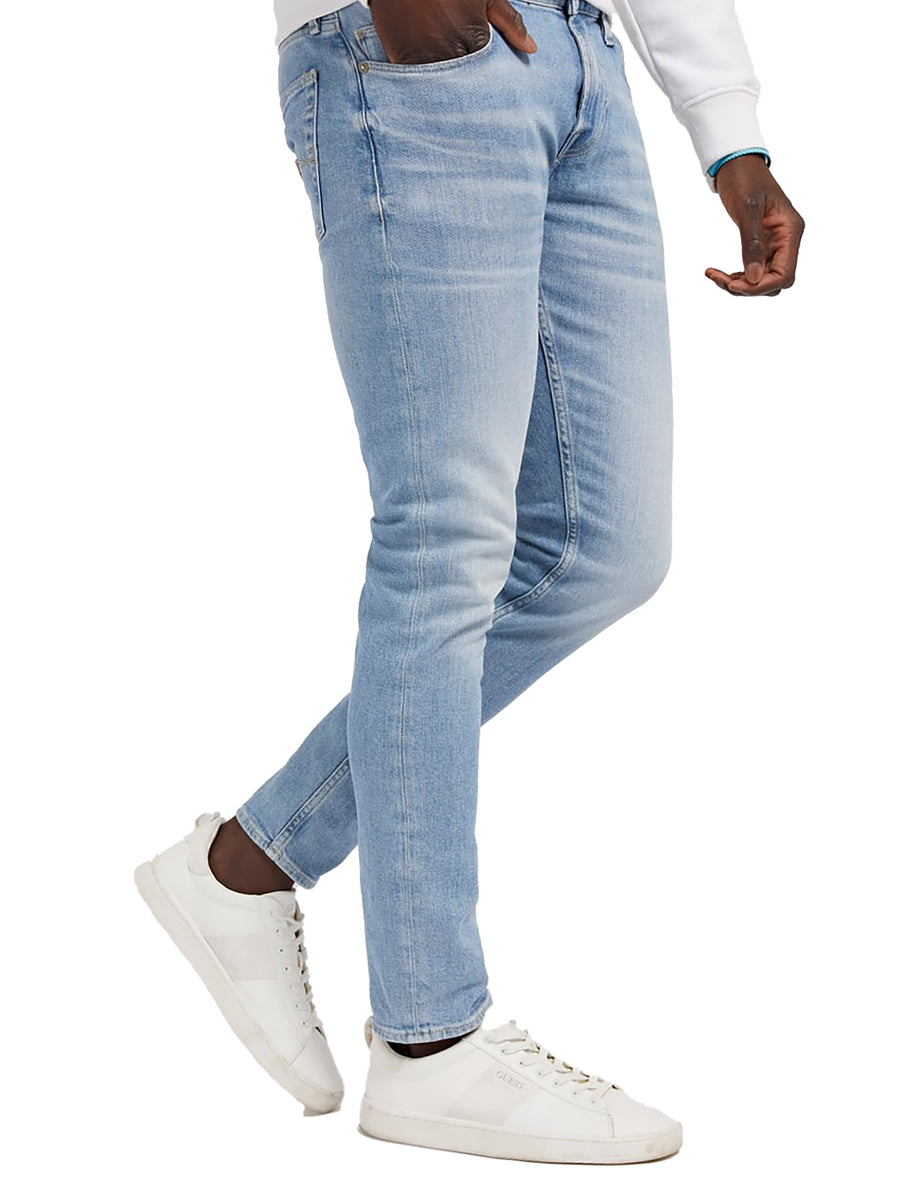 Jeans Chris modello elasticizzato in denim chiaro