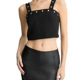 Top cropped con cut-out e anello gioiello nero