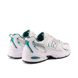 Sneakers MR530 sude e mesh bianco