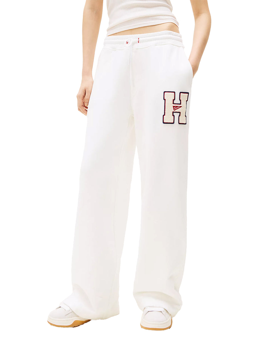 Pantalone joggers con applique logo bianco antico