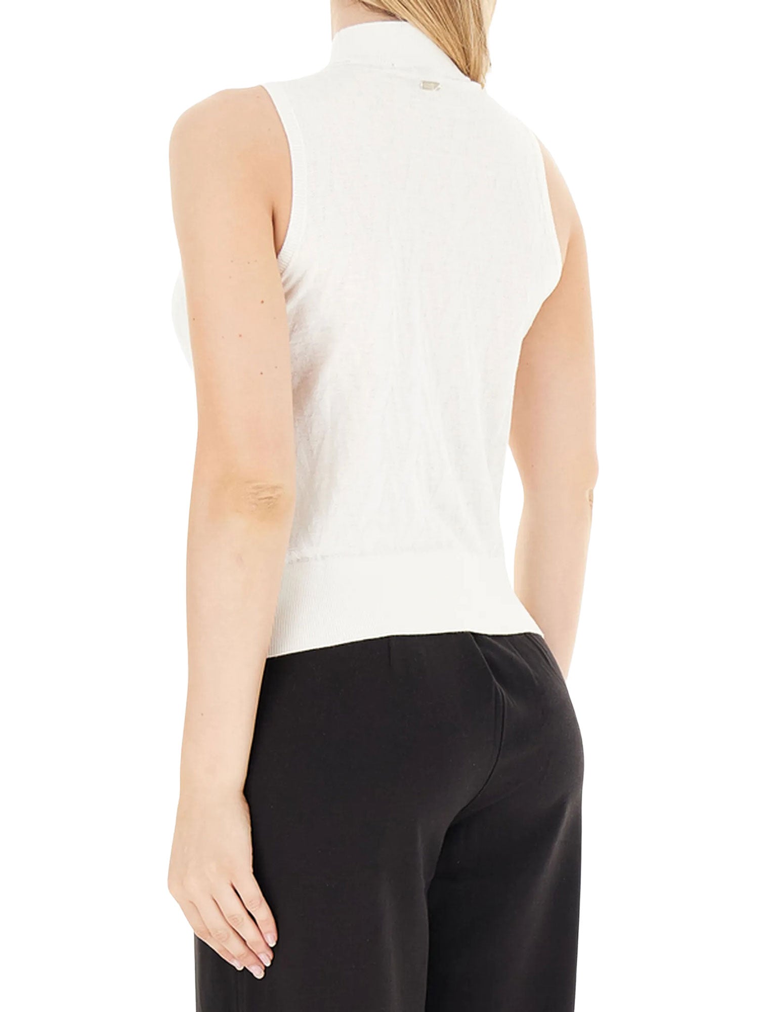 __CITYMODA_UPLOAD__ filename=I1AREXXW01318AF16619F0060_2.jpg; md5=67e70d11cbb62a7dbb3a60ba01660eed