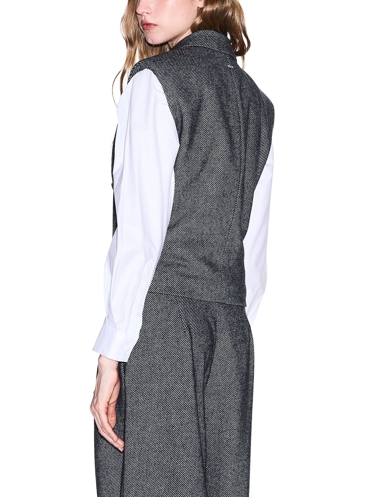 __CITYMODA_UPLOAD__ filename=I1AREXXW01774AF16146M8049_2.jpg; md5=46dd33dd220192f33a57a78ff88e0c6f