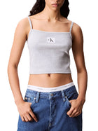 Top Calvin Klein a costine con bratelle e logo label grigio