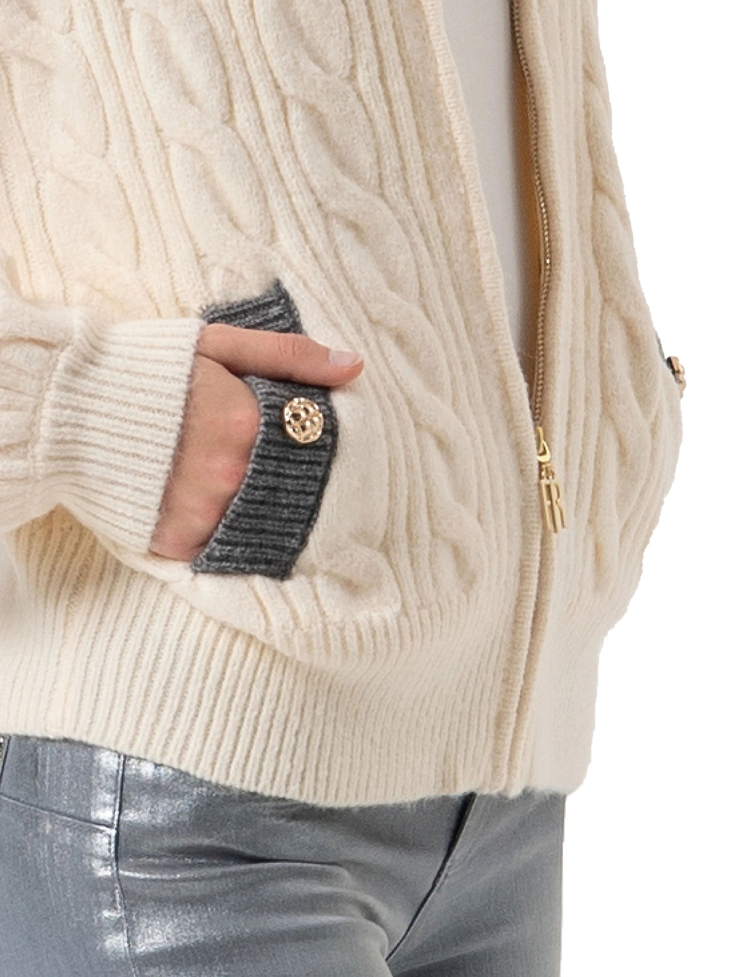 __CITYMODA_UPLOAD__ filename=I1FRACFR25WT8031K55401T56_4.jpg; md5=110b745a9af7af5751ac12b111c367a1