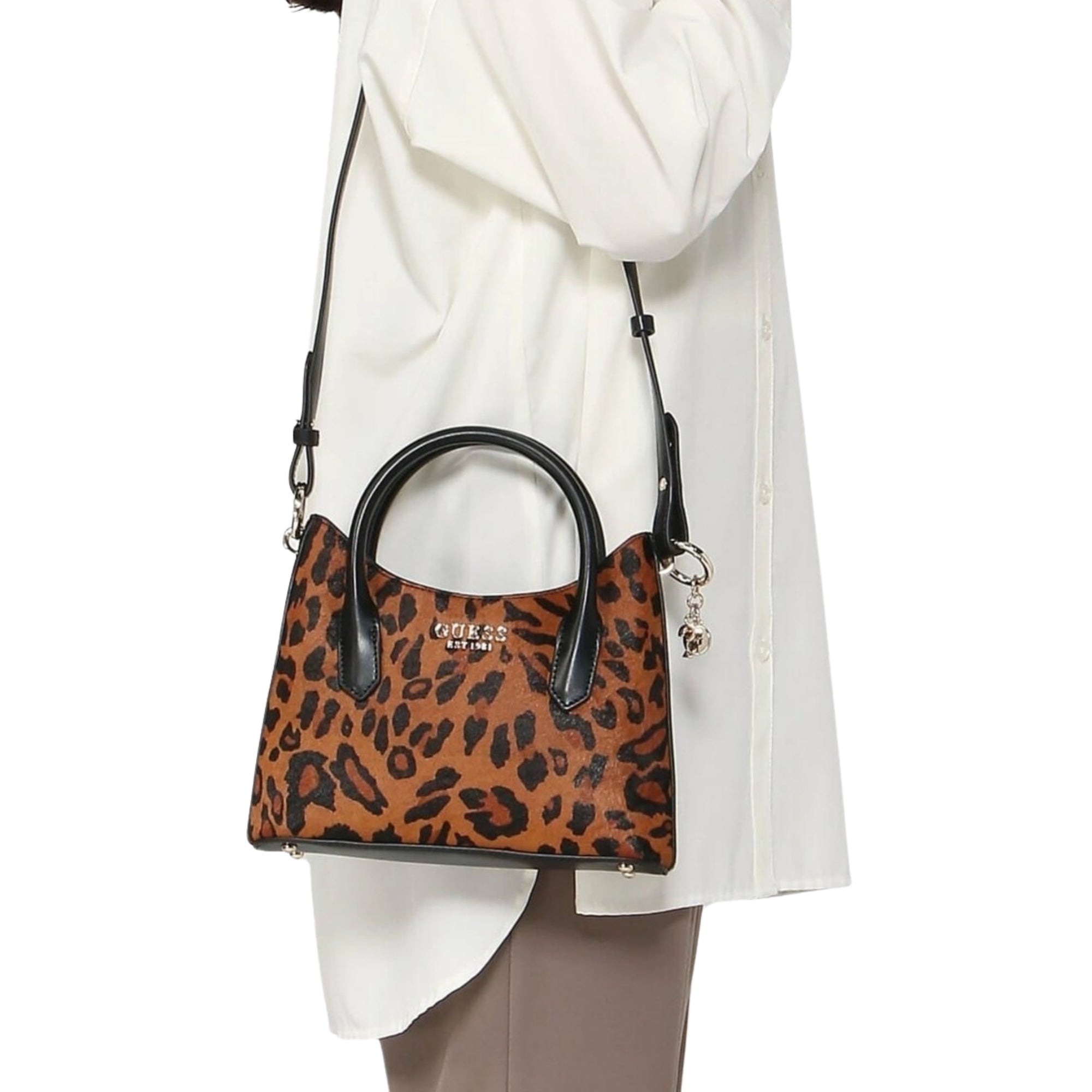 __CITYMODA_UPLOAD__ filename=I1GUESHWLO7529760LEO_5.jpg; md5=e4c61f2e5ee3dc80ec12b4aaf19af1b3