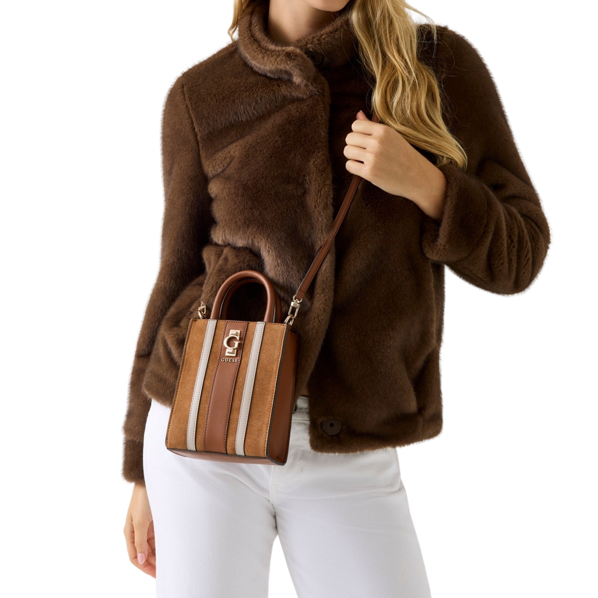 __CITYMODA_UPLOAD__ filename=I1GUESHWSB7838750CGM_5.jpg; md5=dd6928b3a7d64feb215fc08ad6f24f5a