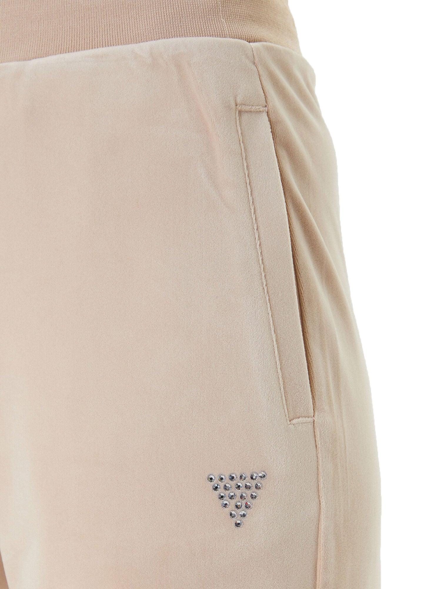 __CITYMODA_UPLOAD__ filename=I1GUESV3BB26K0232A90F_4.jpg; md5=74efdfa033cbd493ca5f467512cf6eff