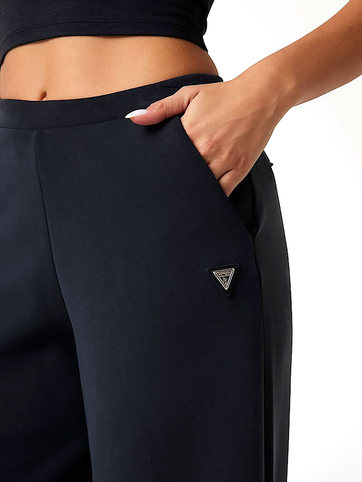 __CITYMODA_UPLOAD__ filename=I1GUESV4YB07KCAY2JBLK_3.jpg; md5=53852c5df44aa517cd5788659277f37a