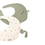 Cappello neonato in maglia celeste
