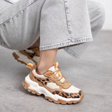 Sneakers colorblock animalier camel
