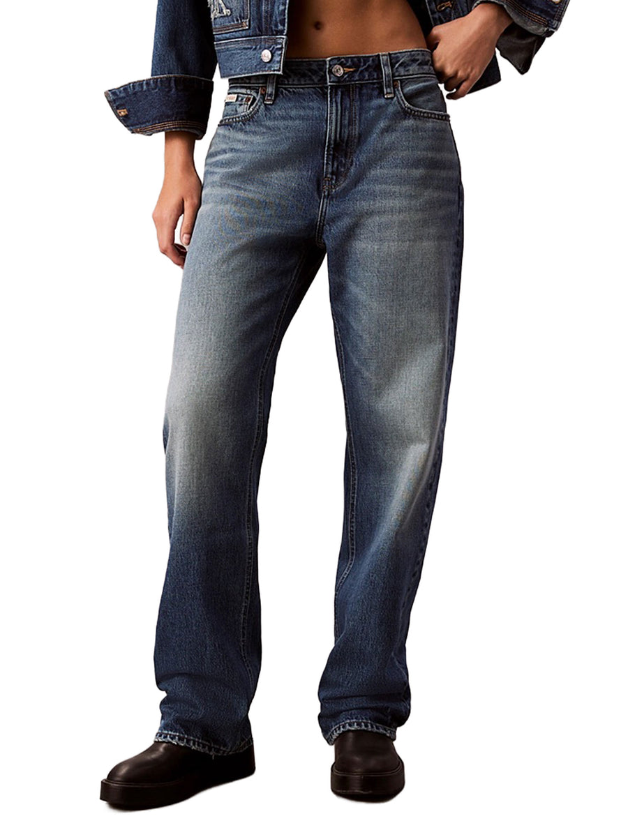 Jeans Calvin Klein modello 90s straight
 Denim medio