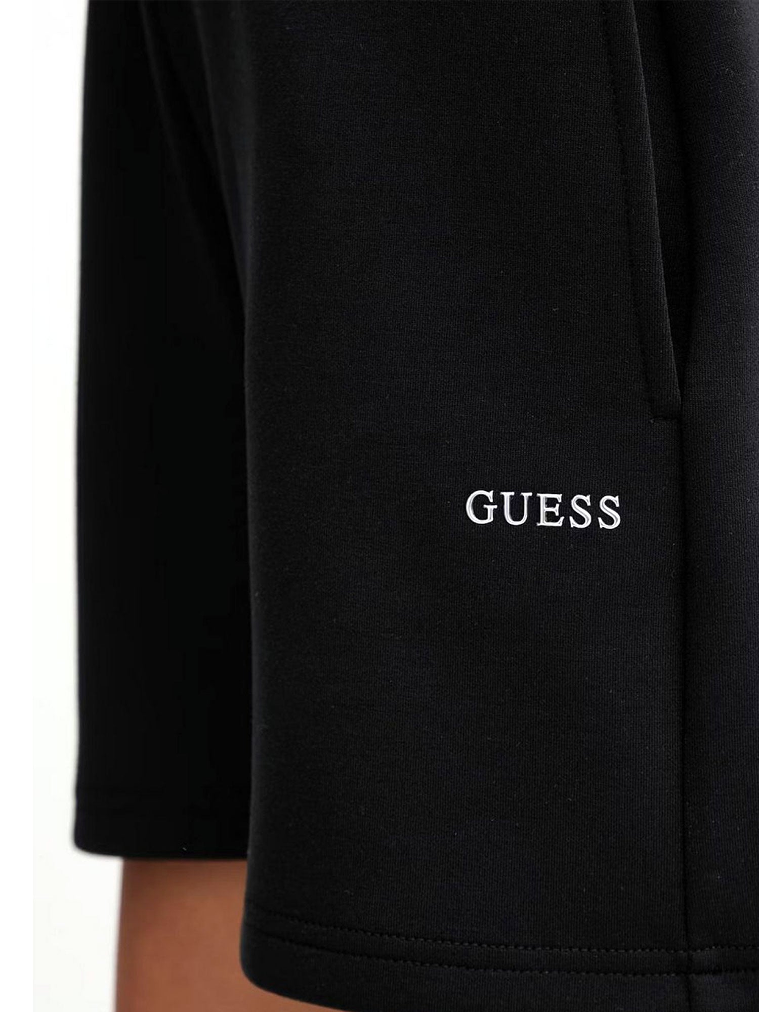 __CITYMODA_UPLOAD__ filename=I2GUESV6GD13K3087JBLK_2.jpg; md5=778d205c9c01e614a9e79c45ab24caff