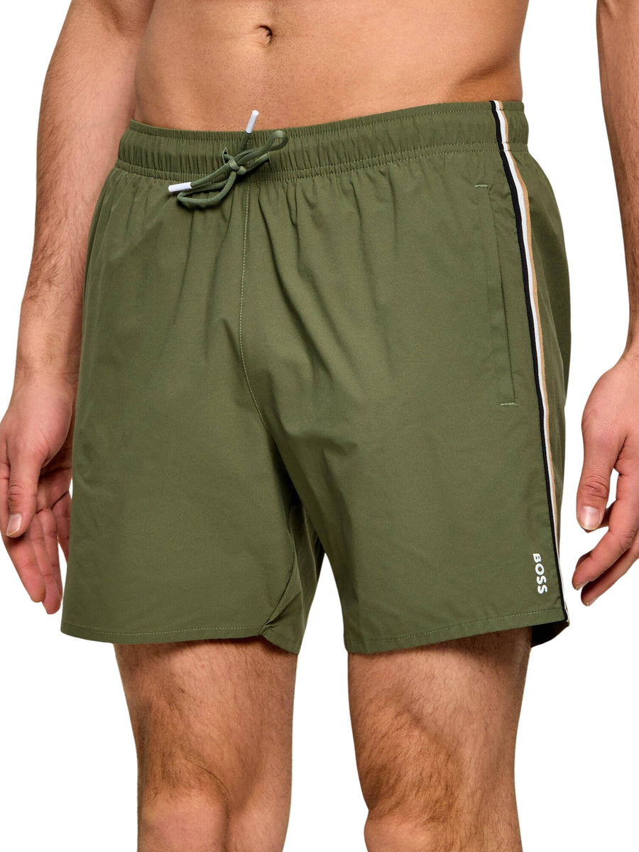 Short mare Boss modello iconic verde