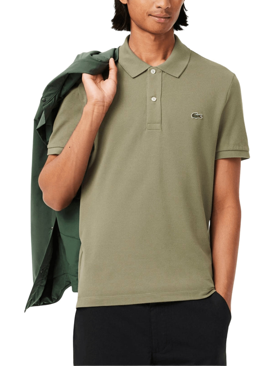 Polo Lacoste uomo con maniche corte modello slim piquet caci