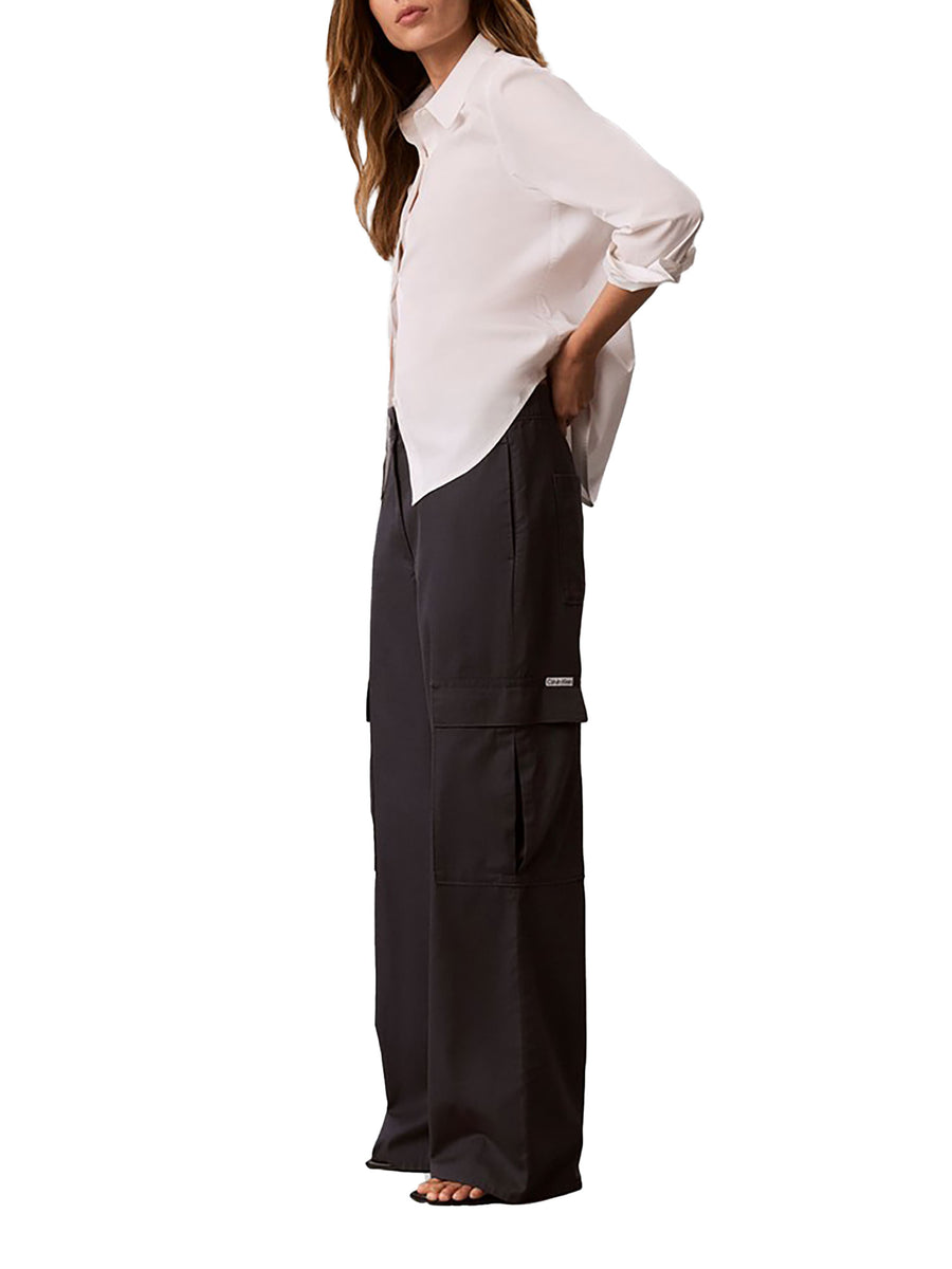 Pantaloni Calvin Klein Jeans donna cargo con vita elasticizzata grigio