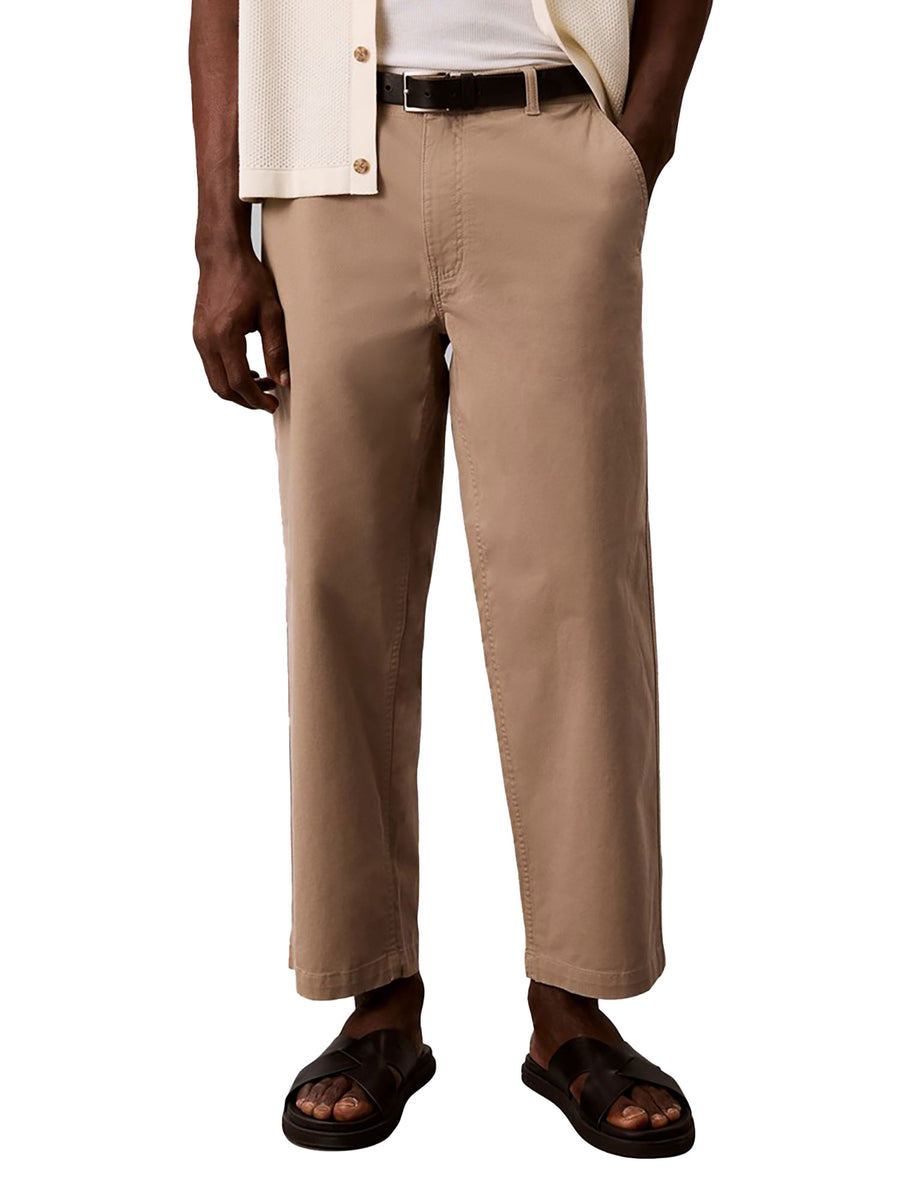 Pantaloni Calvin Klein Jeans uomo chino loose cropped beige